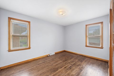 Tiny photo for 11038 S Avenue N Ave, Chicago, IL 60617 (MLS # 12522234)