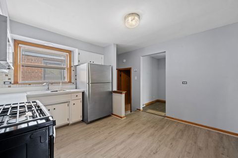 Tiny photo for 11038 S Avenue N Ave, Chicago, IL 60617 (MLS # 12522234)