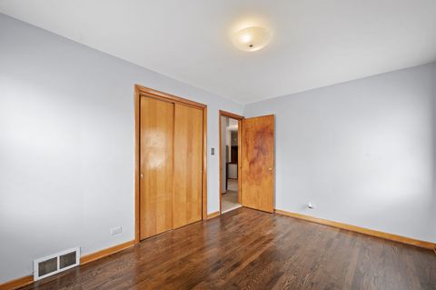 Tiny photo for 11038 S Avenue N Ave, Chicago, IL 60617 (MLS # 12522234)