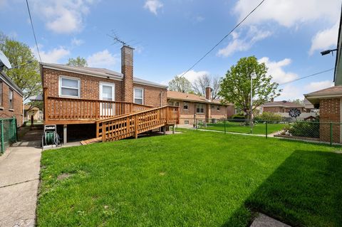 Tiny photo for 11038 S Avenue N Ave, Chicago, IL 60617 (MLS # 12522234)