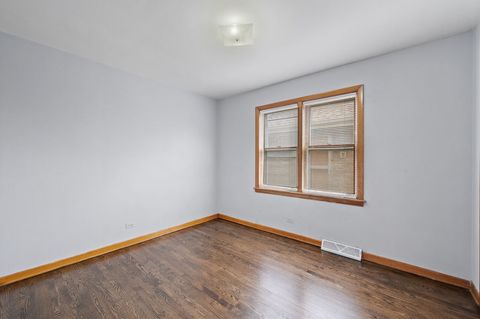 Tiny photo for 11038 S Avenue N Ave, Chicago, IL 60617 (MLS # 12522234)