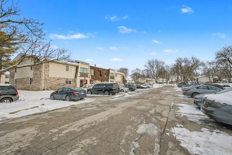 Tiny photo for 2932 Roberts Drive #7, Woodridge, IL 60517 (MLS # 12531265)