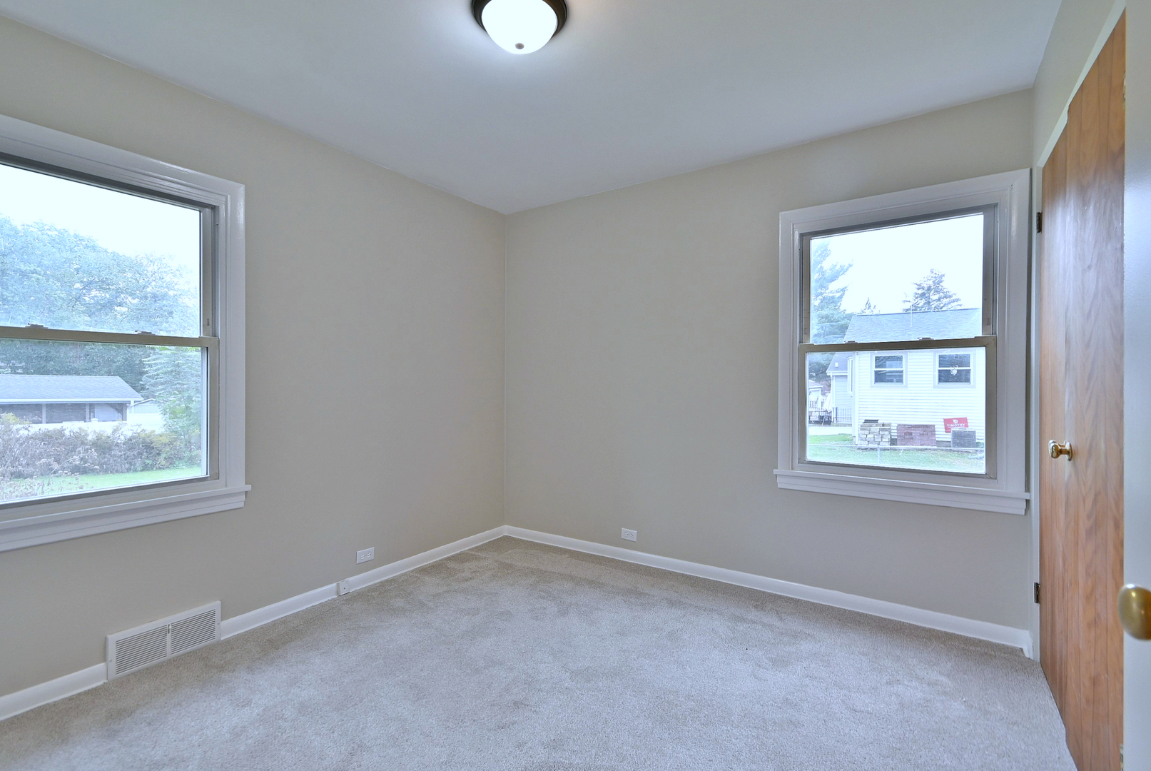 1001 S Edgewood Avenue