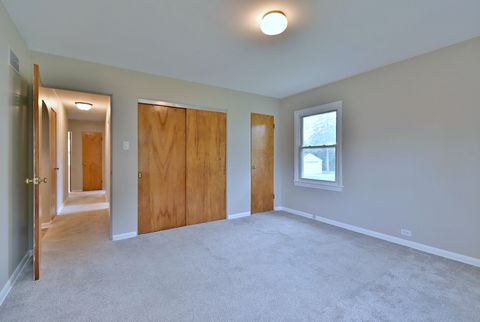 Tiny photo for 1001 S Edgewood Avenue, Lombard, IL 60148 (MLS # 12495782)