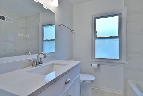 Tiny photo for 1001 S Edgewood Avenue, Lombard, IL 60148 (MLS # 12495782)