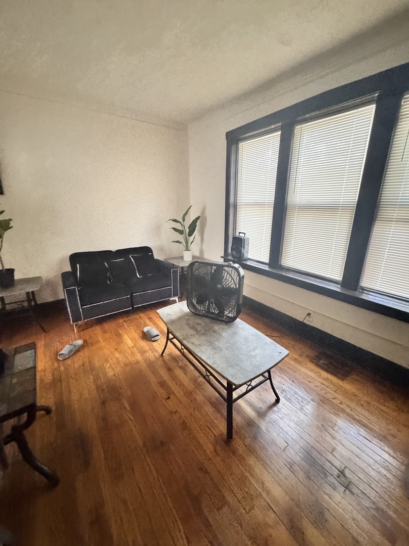4459 W Jackson Boulevard