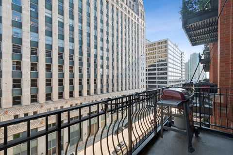 Tiny photo for 333 W HUBBARD Street #709, Chicago, IL 60654 (MLS # 12714284)