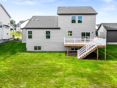 Tiny photo for 5005 Finlen Lane, Bloomington, IL 61705 (MLS # 12324063)