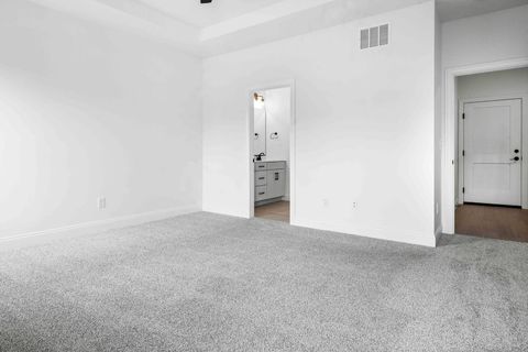 Tiny photo for 5005 Finlen Lane, Bloomington, IL 61705 (MLS # 12324063)