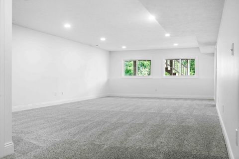 Tiny photo for 5005 Finlen Lane, Bloomington, IL 61705 (MLS # 12324063)