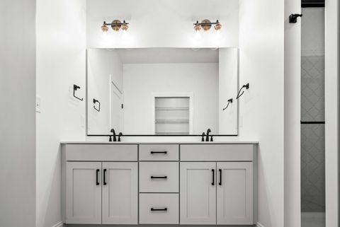 Tiny photo for 5005 Finlen Lane, Bloomington, IL 61705 (MLS # 12324063)