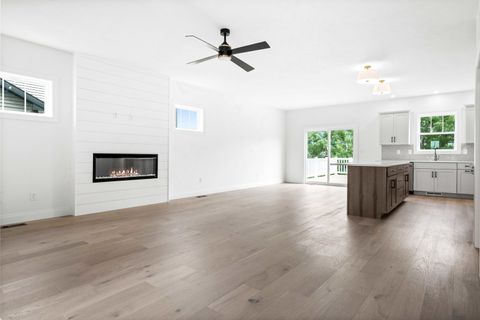 Tiny photo for 5005 Finlen Lane, Bloomington, IL 61705 (MLS # 12324063)