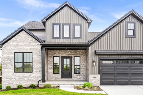 Tiny photo for 5005 Finlen Lane, Bloomington, IL 61705 (MLS # 12324063)