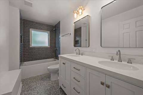 Tiny photo for Des Plaines, IL 60016 (MLS # 12723694)