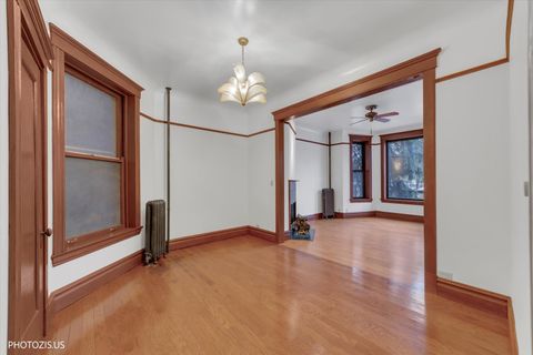 Tiny photo for 342 N Austin Boulevard #1, Oak Park, IL 60302 (MLS # 12592697)