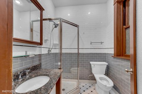 Tiny photo for 342 N Austin Boulevard #1, Oak Park, IL 60302 (MLS # 12592697)