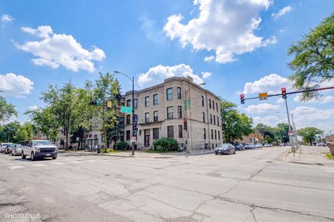 Tiny photo for 342 N Austin Boulevard #1, Oak Park, IL 60302 (MLS # 12592697)