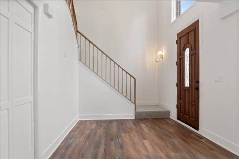 Tiny photo for 6520 N Christiana Avenue, Lincolnwood, IL 60712 (MLS # 12717348)