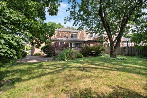 Tiny photo for 6520 N Christiana Avenue, Lincolnwood, IL 60712 (MLS # 12717348)