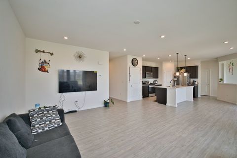 Tiny photo for 1447 Kessler Drive, Mundelein, IL 60060 (MLS # 12442720)