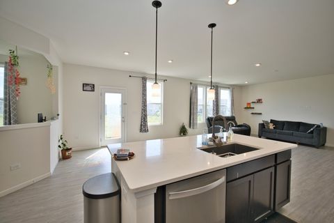 Tiny photo for 1447 Kessler Drive, Mundelein, IL 60060 (MLS # 12442720)