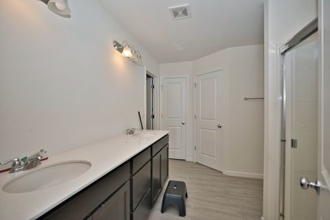 Tiny photo for 1447 Kessler Drive, Mundelein, IL 60060 (MLS # 12442720)