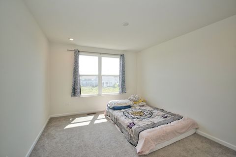 Tiny photo for 1447 Kessler Drive, Mundelein, IL 60060 (MLS # 12442720)