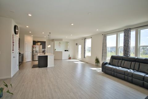 Tiny photo for 1447 Kessler Drive, Mundelein, IL 60060 (MLS # 12442720)