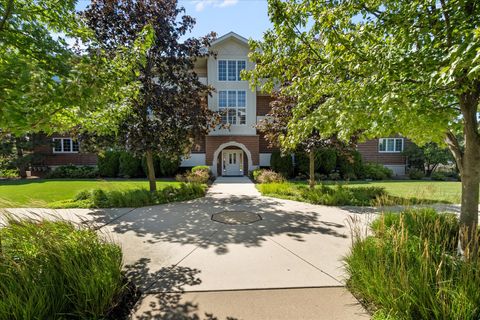Photo of 714 W 63rd Street #202, Westmont, IL 60559 (MLS # 12489939)