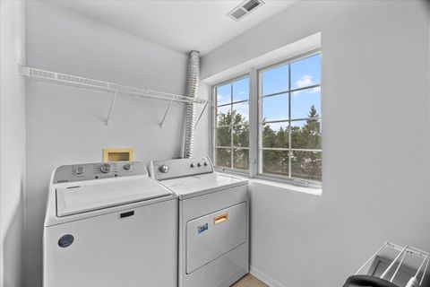 Tiny photo for 714 W 63rd Street #202, Westmont, IL 60559 (MLS # 12489939)
