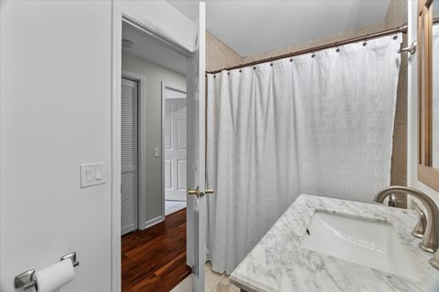 Tiny photo for 714 W 63rd Street #202, Westmont, IL 60559 (MLS # 12489939)