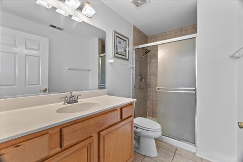 Tiny photo for 714 W 63rd Street #202, Westmont, IL 60559 (MLS # 12489939)