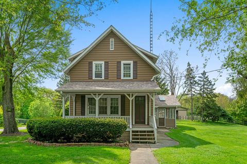 Tiny photo for 1977 County Line Road, Sandwich, IL 60548 (MLS # 12638283)