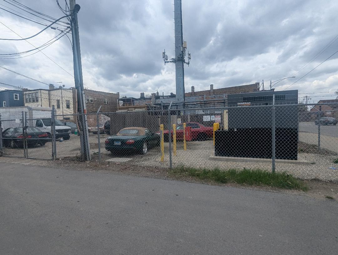 5725 W Division Street