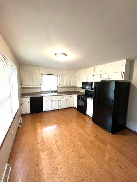 Tiny photo for 2843 193rd Street, Lansing, IL 60438 (MLS # 12548326)