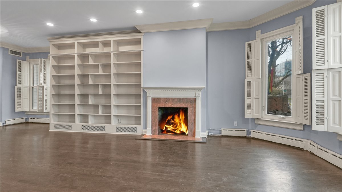 5743 S Kimbark Avenue, Chicago, IL, 60637 1 5743 S Kimbark Avenue