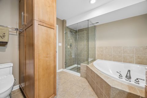 Tiny photo for 420 Pennsylvania Way, Oak Park, IL 60302 (MLS # 12578895)