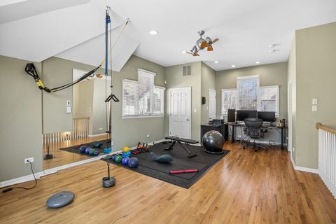 Tiny photo for 420 Pennsylvania Way, Oak Park, IL 60302 (MLS # 12578895)