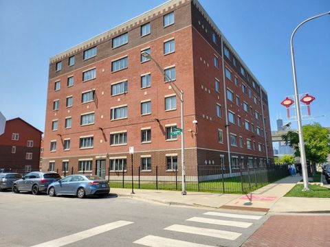 Photo of 1828 S Wentworth Avenue #2B, Chicago, IL 60616 (MLS # 12656892)