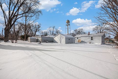 Tiny photo for 225 Sunrise Avenue, Willowbrook, IL 60527 (MLS # 12556979)