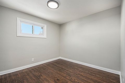 Tiny photo for 225 Sunrise Avenue, Willowbrook, IL 60527 (MLS # 12556979)