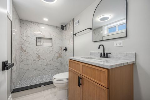 Tiny photo for 225 Sunrise Avenue, Willowbrook, IL 60527 (MLS # 12556979)