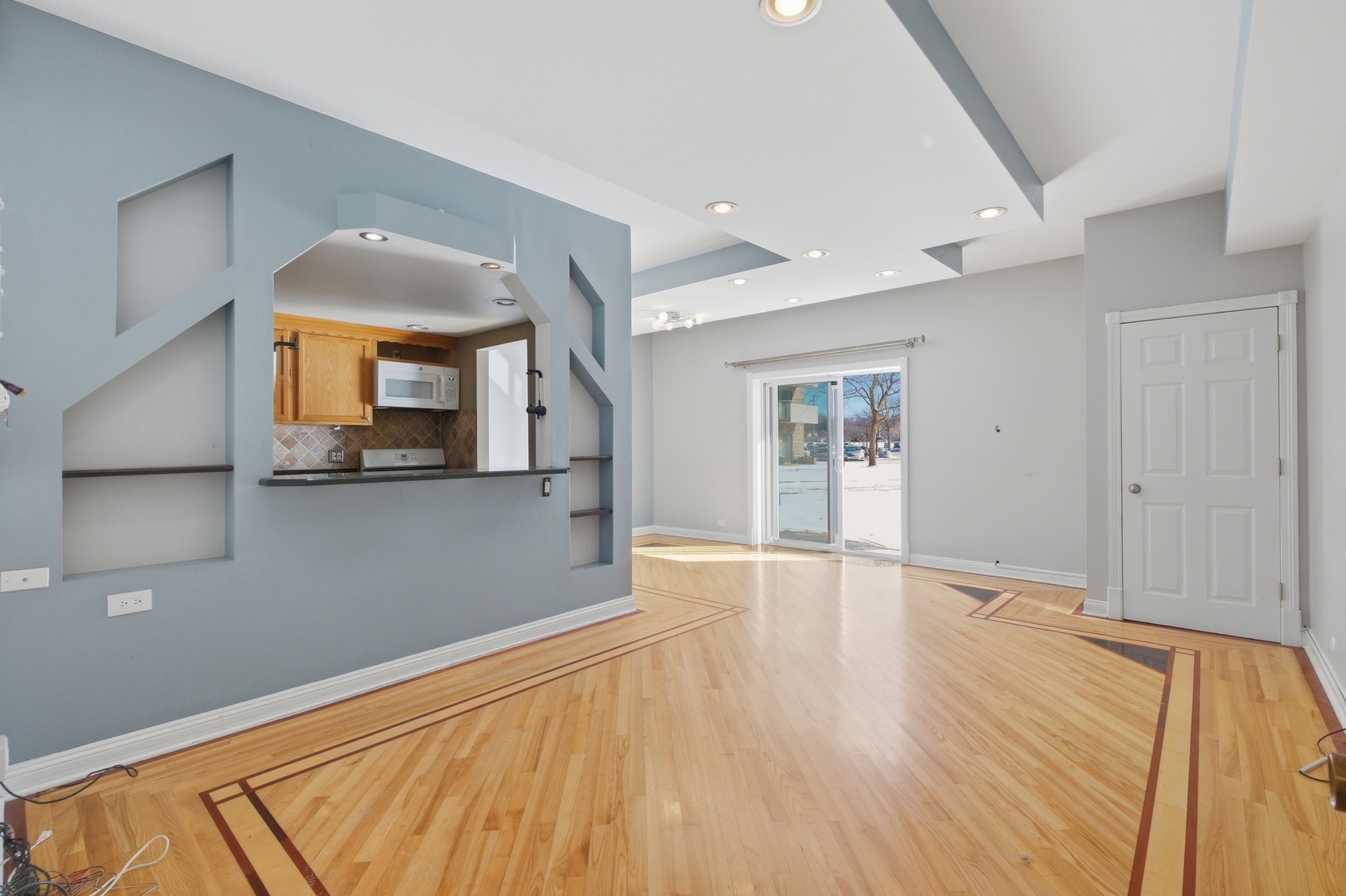 1463 Mercury Drive 115