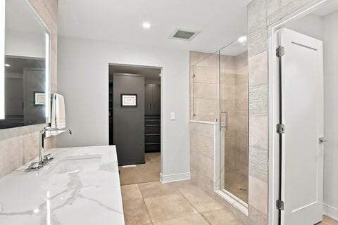Tiny photo for 9S580 Clarendon Hills Road, Willowbrook, IL 60527 (MLS # 12739824)