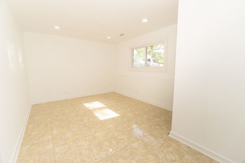 Tiny photo for 110 S Evergreen Avenue, Addison, IL 60101 (MLS # 12375593)