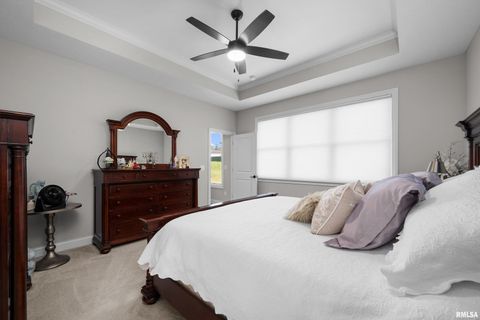 Tiny photo for 4345 PRESTWICK Court, Bettendorf, IA 52722 (MLS # QC4269093)