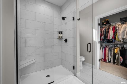 Tiny photo for 4345 PRESTWICK Court, Bettendorf, IA 52722 (MLS # QC4269093)