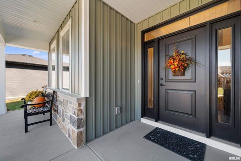 Tiny photo for 4345 PRESTWICK Court, Bettendorf, IA 52722 (MLS # QC4269093)