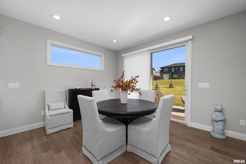 Tiny photo for 4345 PRESTWICK Court, Bettendorf, IA 52722 (MLS # QC4269093)