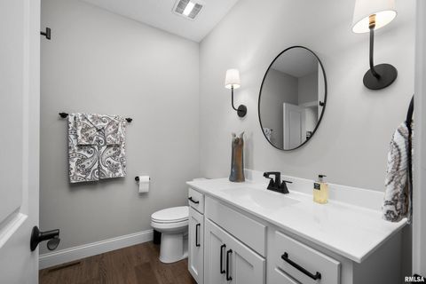 Tiny photo for 4345 PRESTWICK Court, Bettendorf, IA 52722 (MLS # QC4269093)